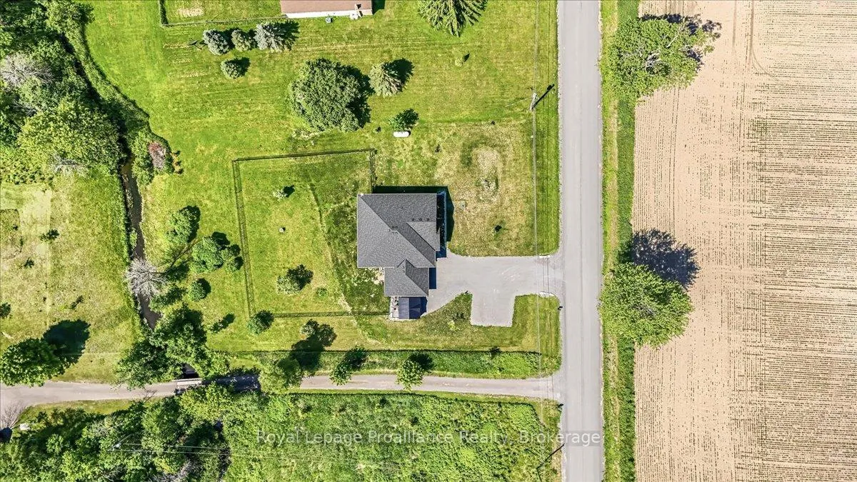 Photo 47 of 564 Willett Road, Belleville, Thurlow Ward — HOMEH