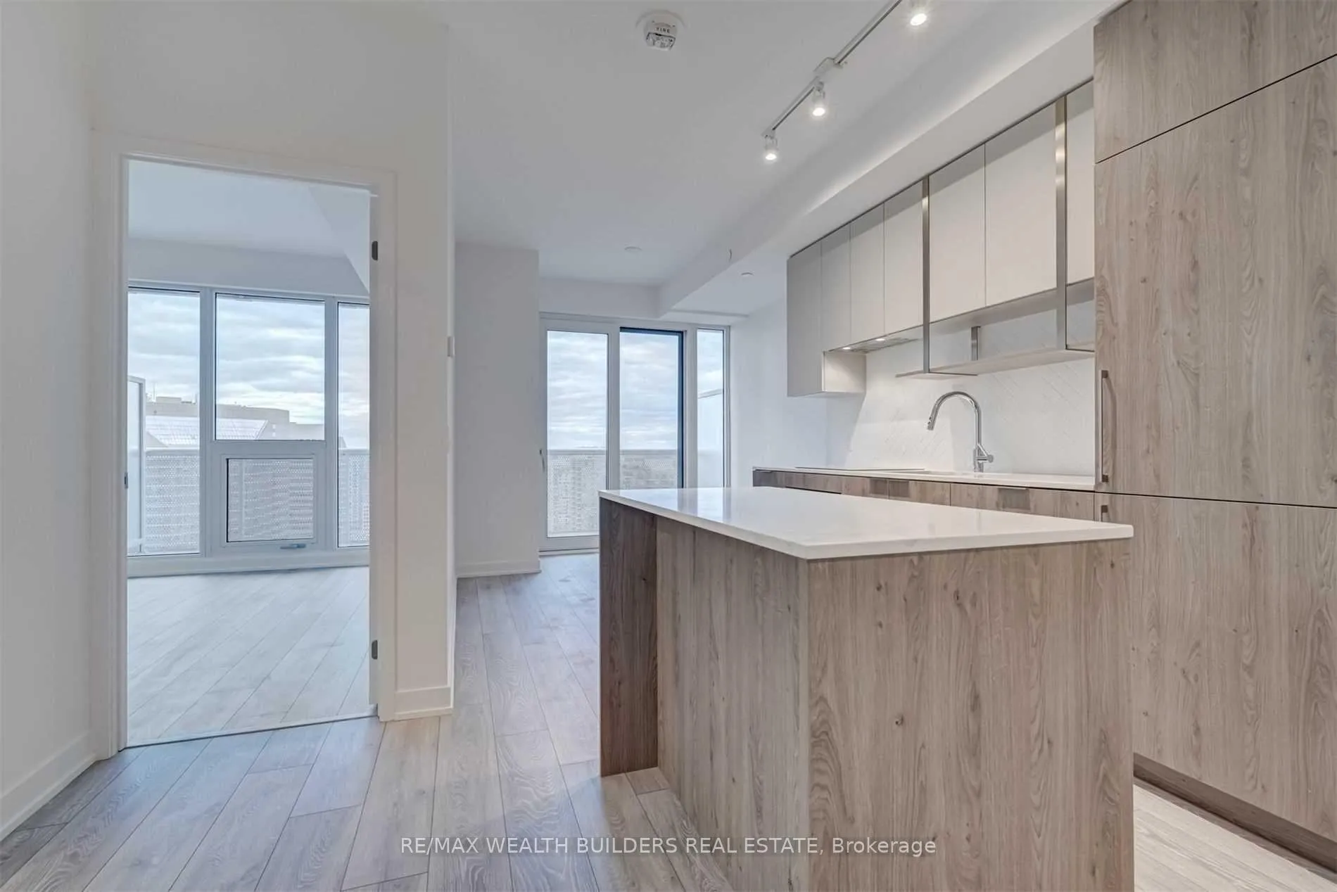 Photo 1 of Unit 2206, 15 Holmes Avenue, North York, Willowdale East — HOMEH