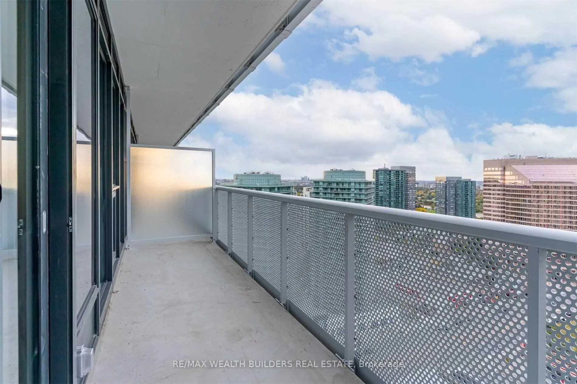 Photo 7 of Unit 2206, 15 Holmes Avenue, North York, Willowdale East — HOMEH