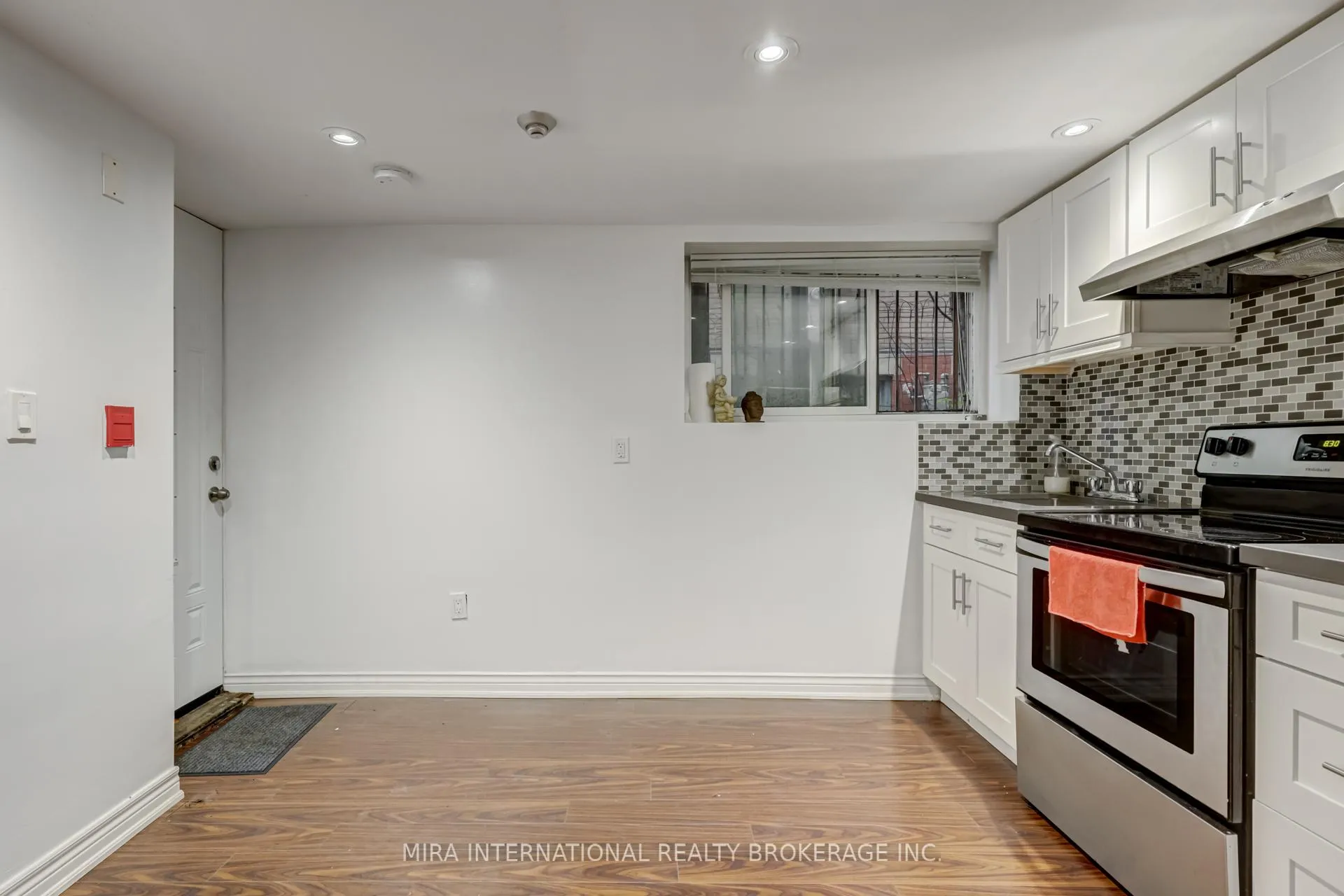 Photo 6 of Unit B3, 11 Laxton Avenue, Toronto, South Parkdale — HOMEH