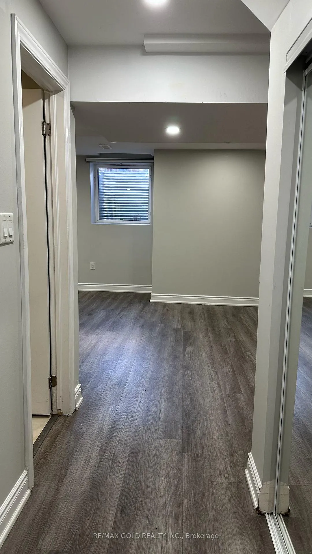 Photo 10 of Unit Unit 2 bsmt, 24 Wardsville Drive, Brampton, Bram West — HOMEH