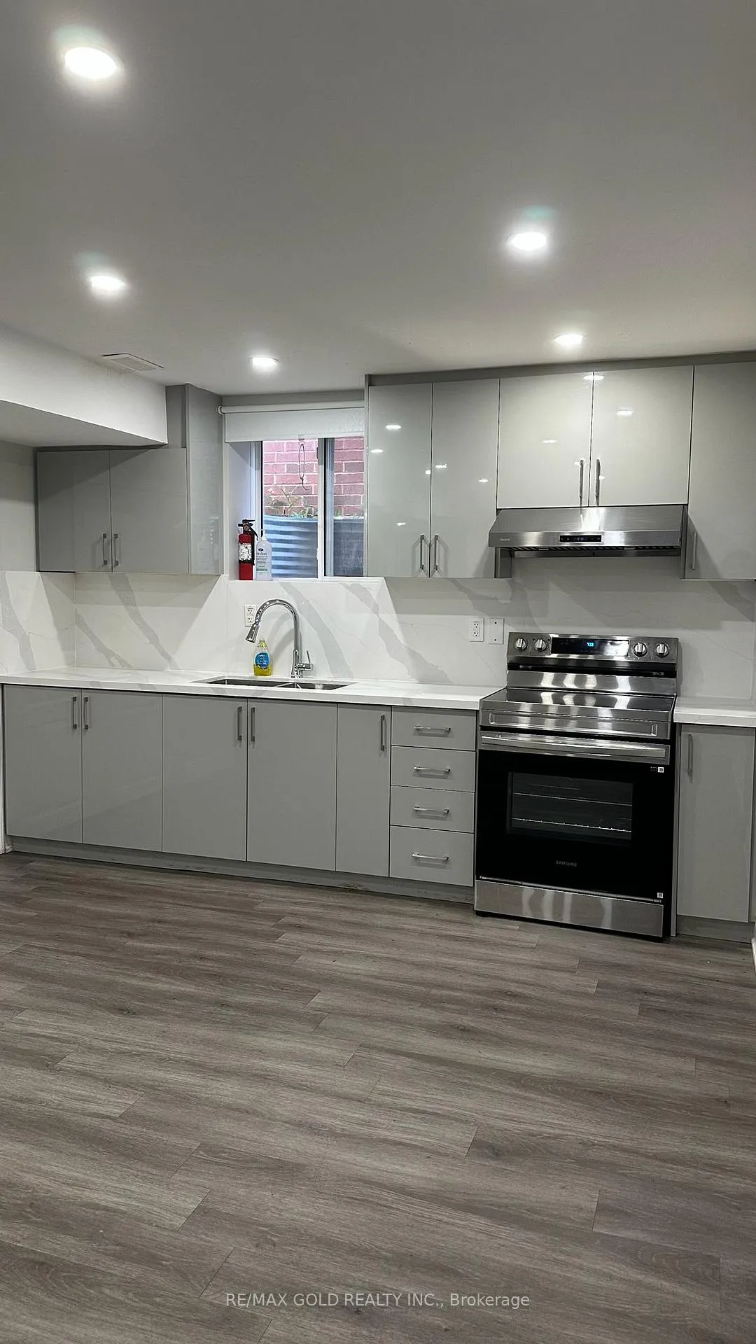 Photo 17 of Unit Unit 2 bsmt, 24 Wardsville Drive, Brampton, Bram West — HOMEH