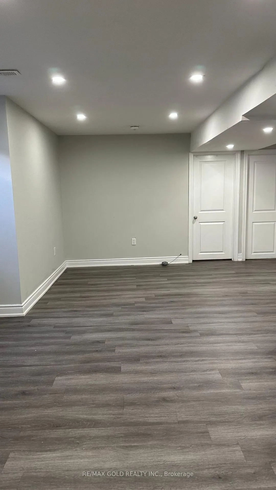 Photo 21 of Unit Unit 2 bsmt, 24 Wardsville Drive, Brampton, Bram West — HOMEH