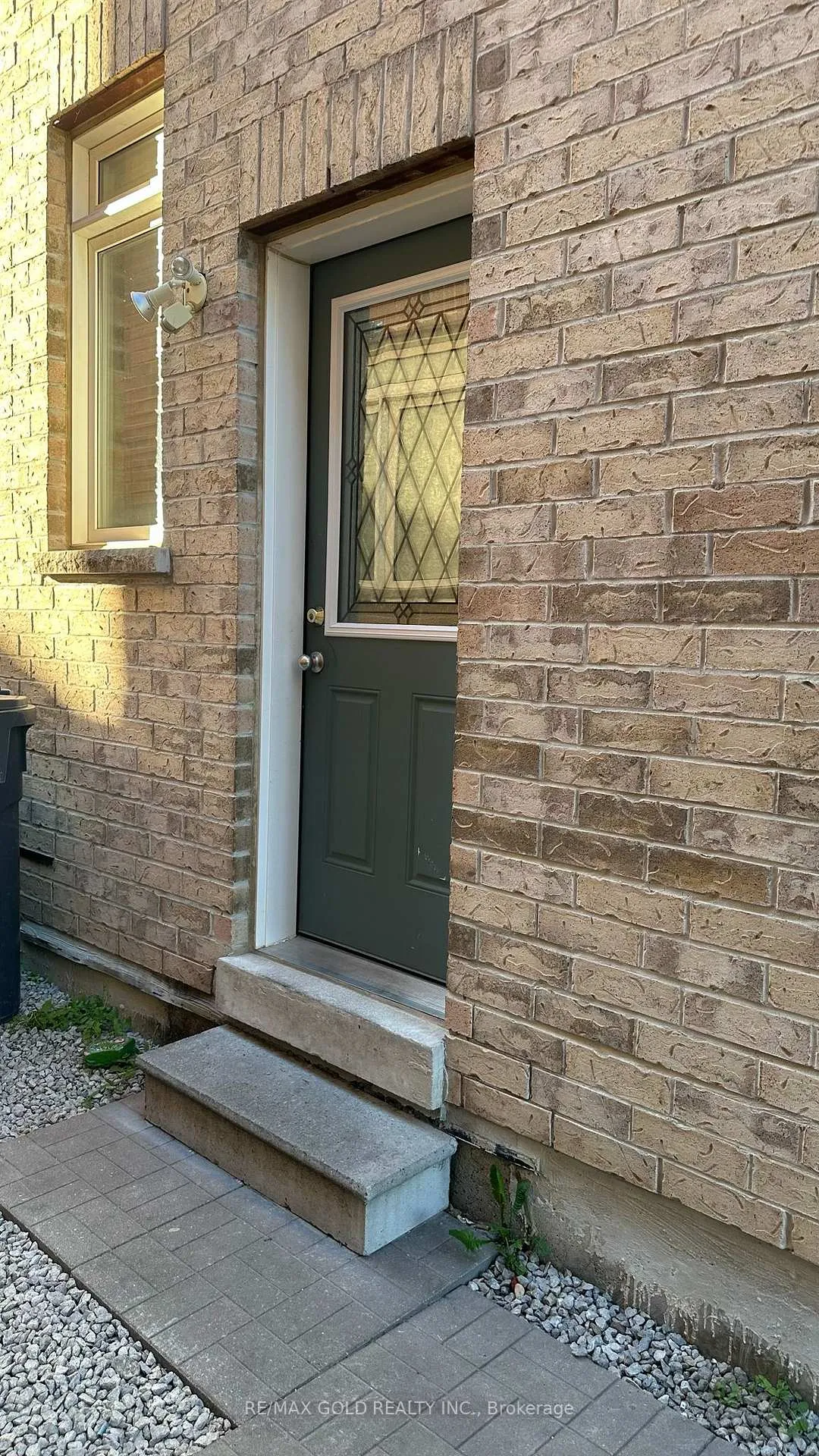 Photo 23 of Unit Unit 2 bsmt, 24 Wardsville Drive, Brampton, Bram West — HOMEH