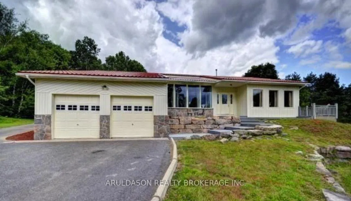 Photo 2 of 2320 Highway 518, McMurrich/Monteith, Sprucedale — HOMEH