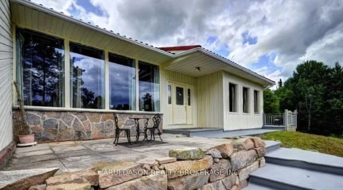Photo 3 of 2320 Highway 518, McMurrich/Monteith, Sprucedale — HOMEH