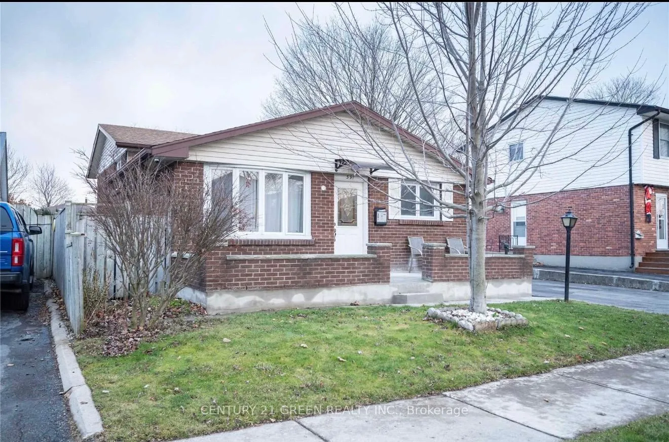 Photo 2 of 391 Admiral Drive, London, East I — HOMEH