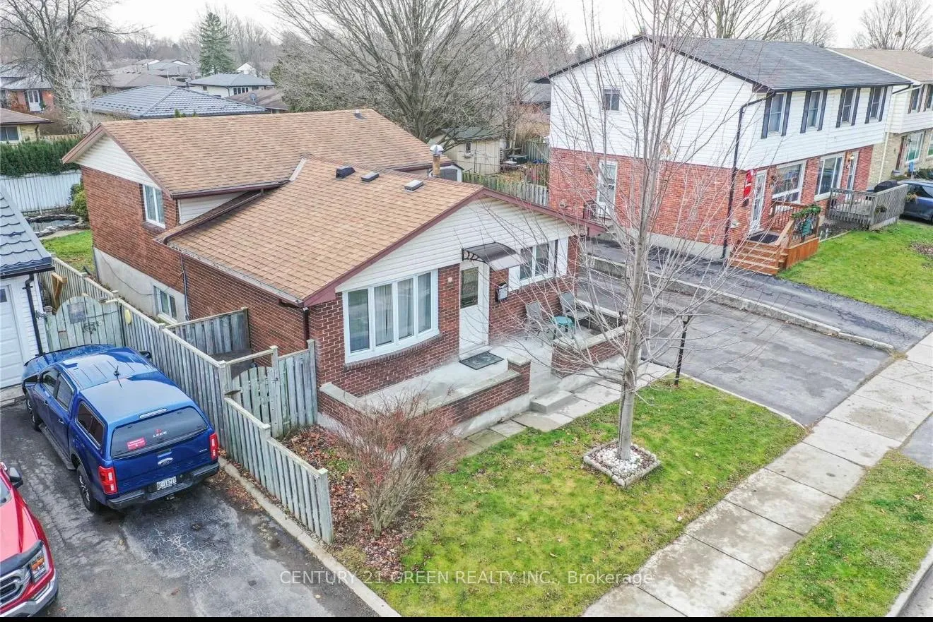 Photo 3 of 391 Admiral Drive, London, East I — HOMEH