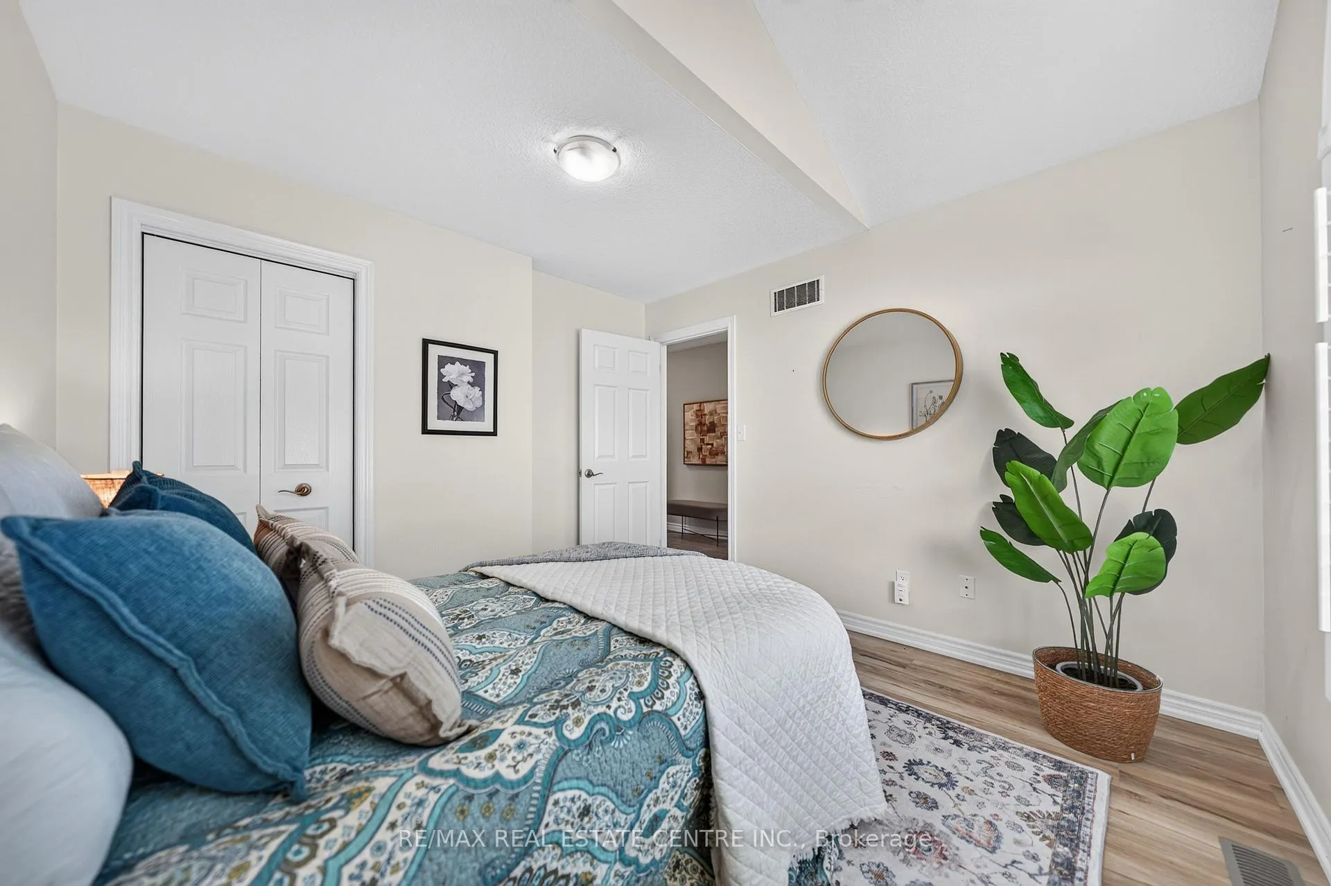 Photo 33 of Unit 38, 35 Green Gate Boulevard, Cambridge, Little's Corners — HOMEH