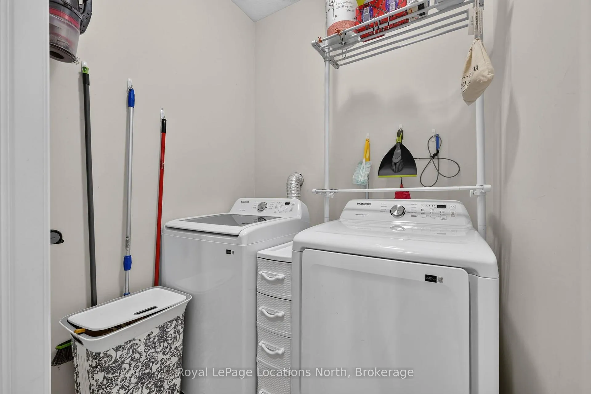 Photo 26 of 165 Findlay Drive, Collingwood — HOMEH