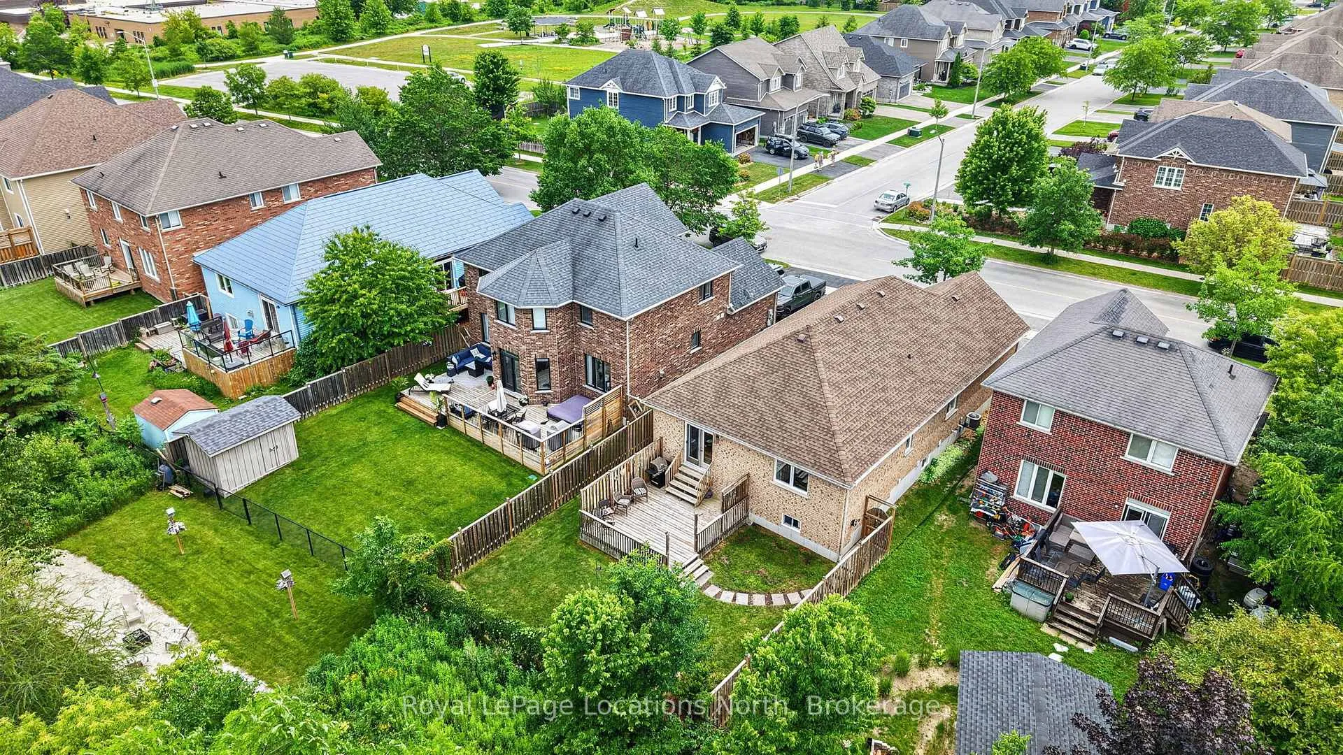 Photo 34 of 165 Findlay Drive, Collingwood — HOMEH