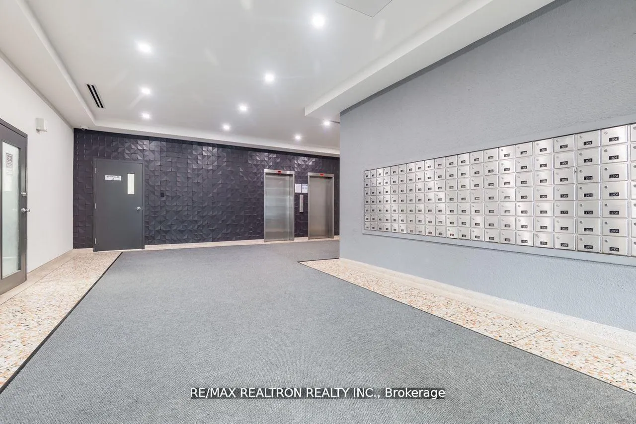 Photo 2 of Unit 604, 21 Vaughan Road, Toronto, Wychwood — HOMEH