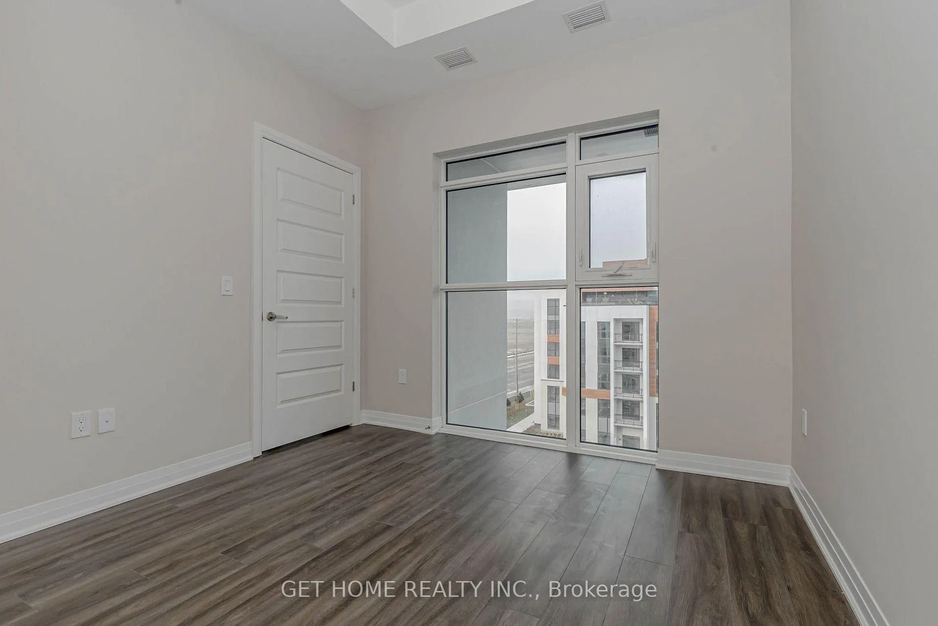 Photo 18 of Unit 609, 480 Gordon Krantz Avenue, Milton, Walker — HOMEH