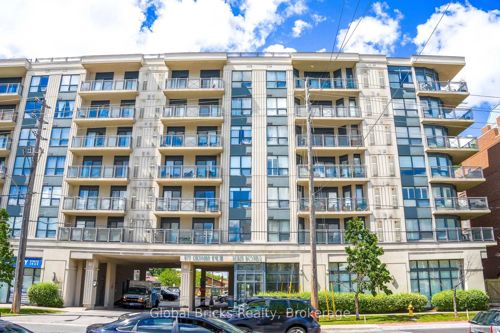 Photo of Unit 308, 872 Sheppard Avenue W