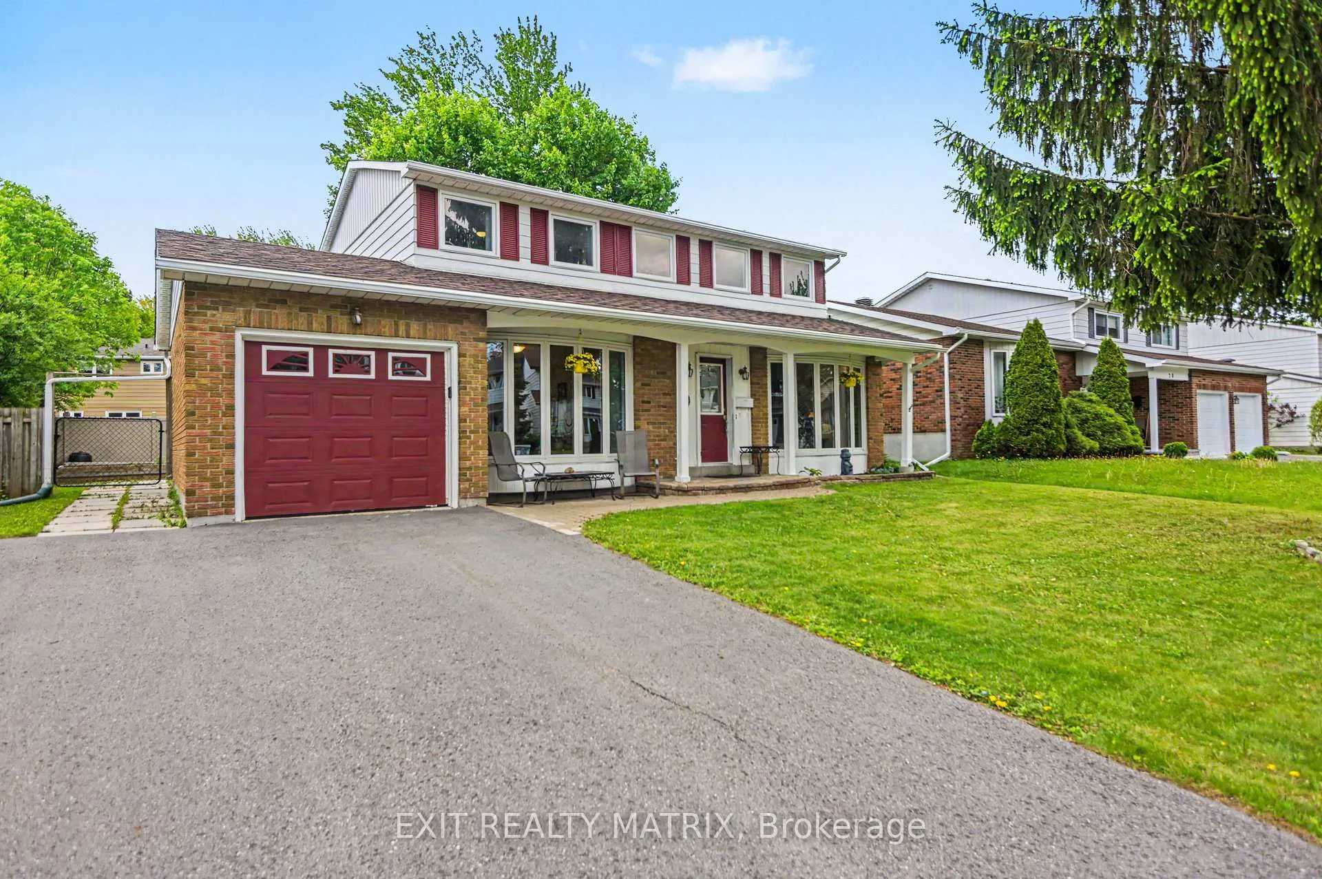 Photo 5 of 18 Highpark Crescent, Ottawa, Blackburn Hamlet — HOMEH