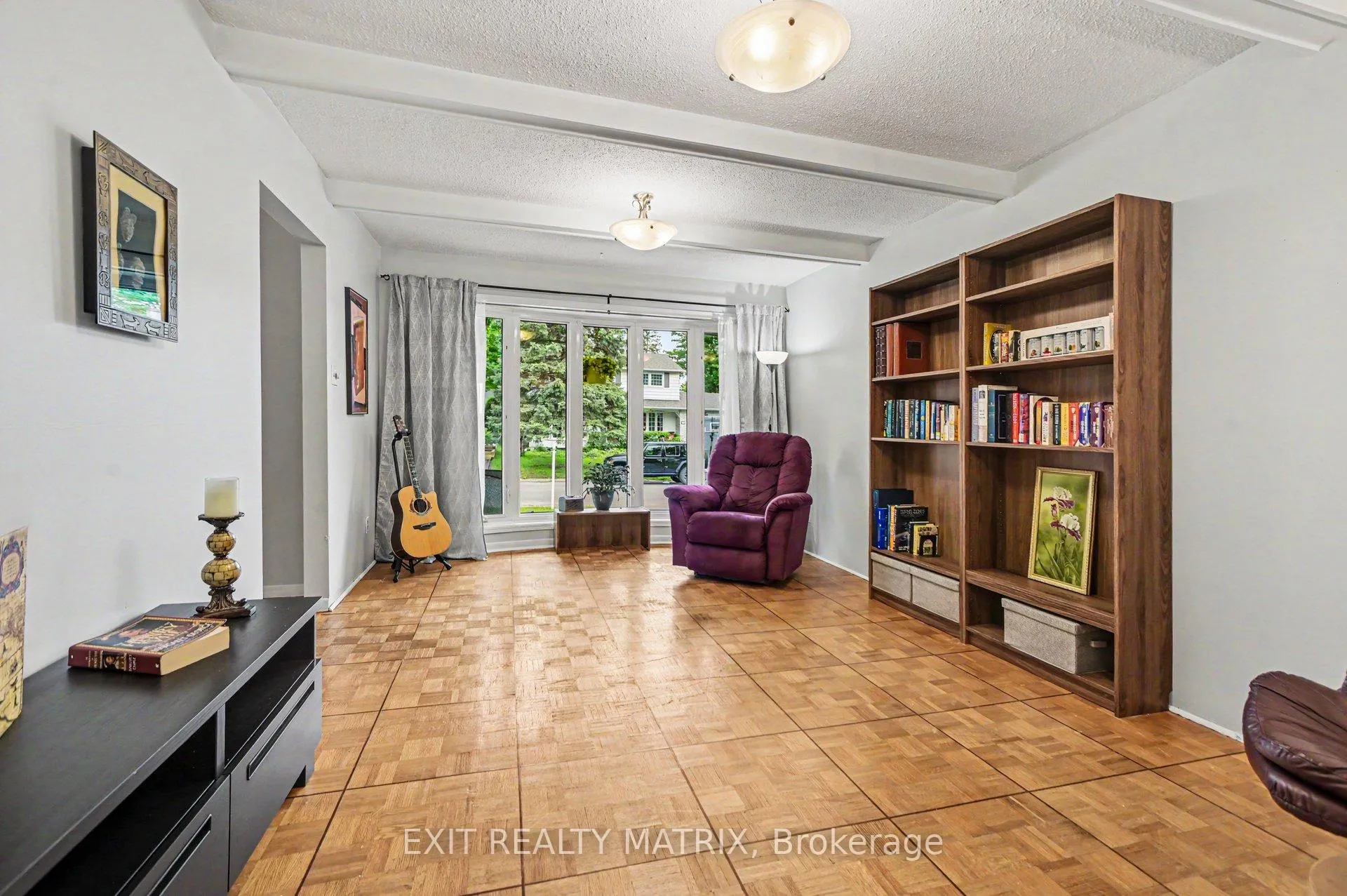 Photo 18 of 18 Highpark Crescent, Ottawa, Blackburn Hamlet — HOMEH