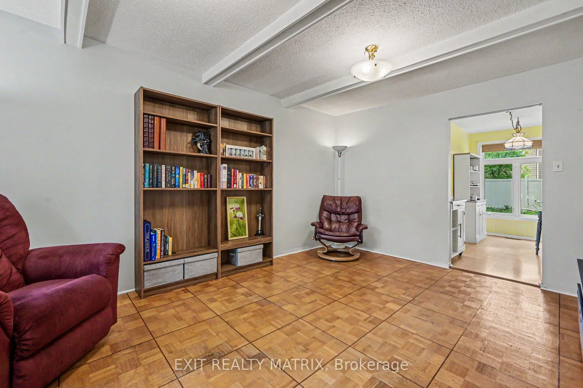 Photo 19 of 18 Highpark Crescent, Ottawa, Blackburn Hamlet — HOMEH