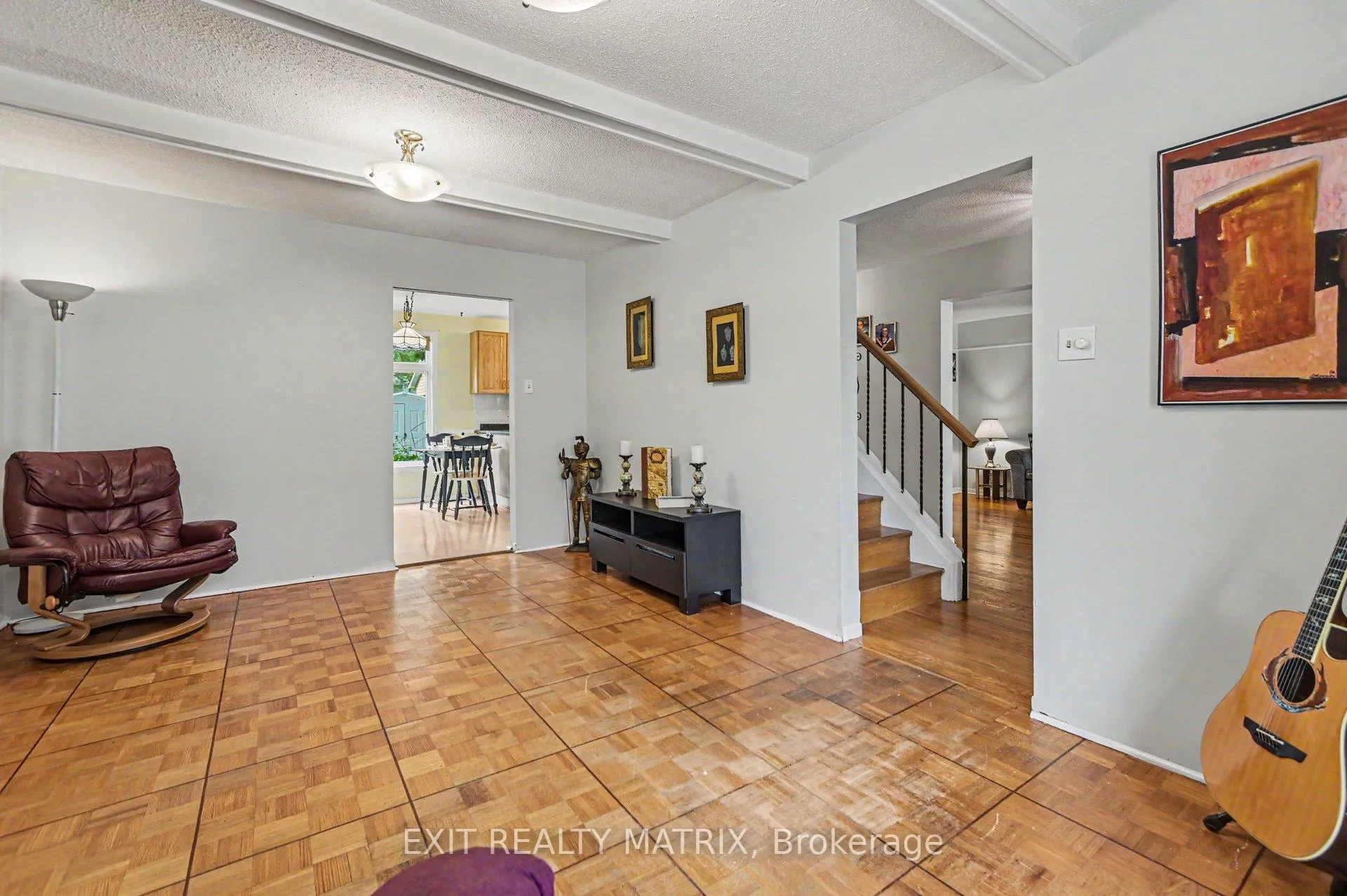 Photo 20 of 18 Highpark Crescent, Ottawa, Blackburn Hamlet — HOMEH