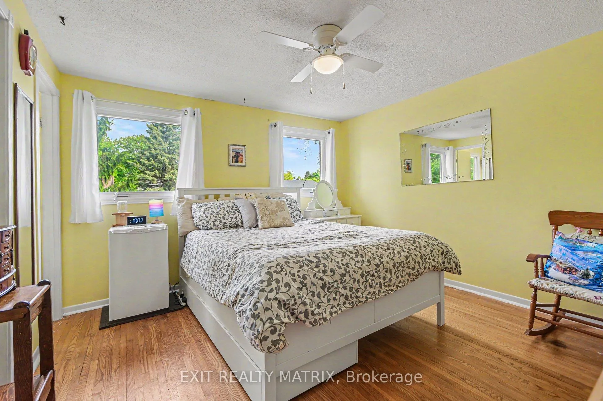 Photo 22 of 18 Highpark Crescent, Ottawa, Blackburn Hamlet — HOMEH