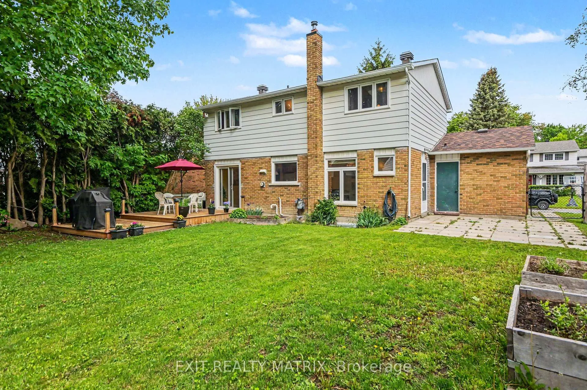 Photo 34 of 18 Highpark Crescent, Ottawa, Blackburn Hamlet — HOMEH