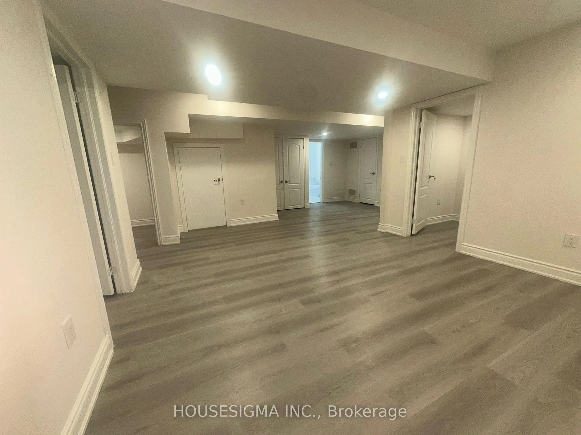 Photo 8 of Unit Basement, 11 Pine Landing Trail, Brampton, Sandringham-Wellington — HOMEH