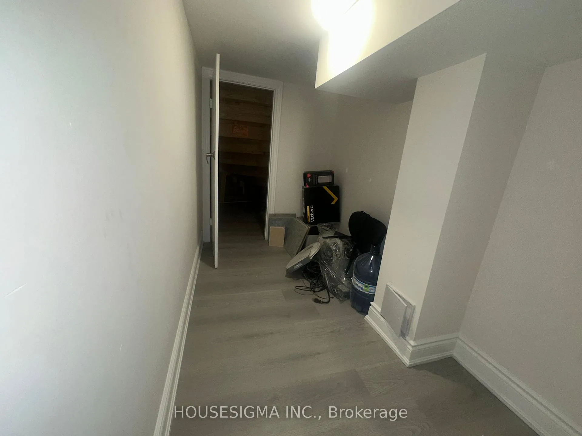 Photo 26 of Unit Basement, 11 Pine Landing Trail, Brampton, Sandringham-Wellington — HOMEH