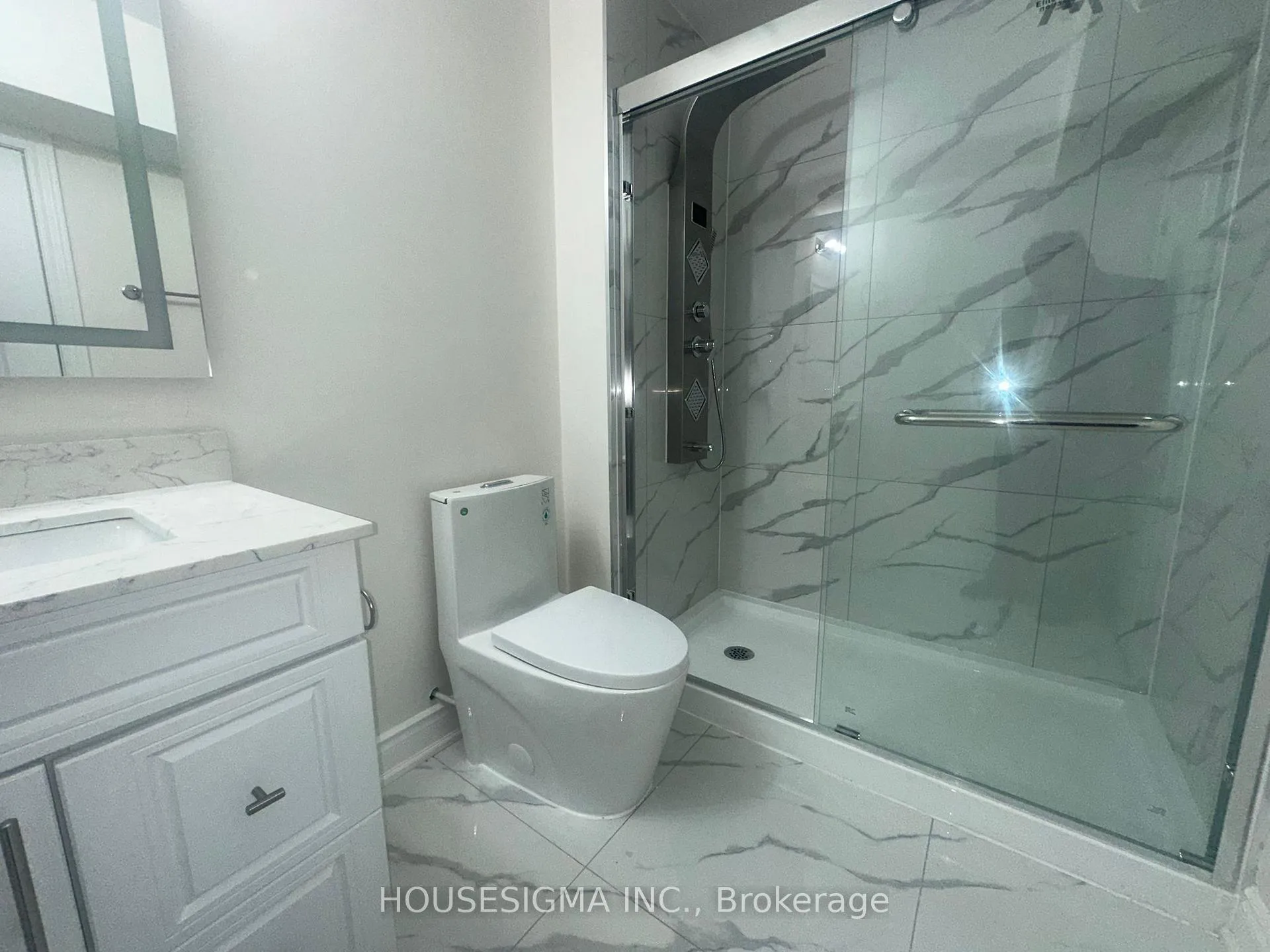 Photo 32 of Unit Basement, 11 Pine Landing Trail, Brampton, Sandringham-Wellington — HOMEH
