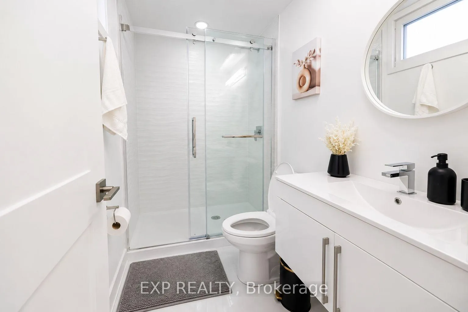 Photo 9 of Unit 206, 6065 Mcleod Road, Niagara Falls, Arad/Fallsview — HOMEH