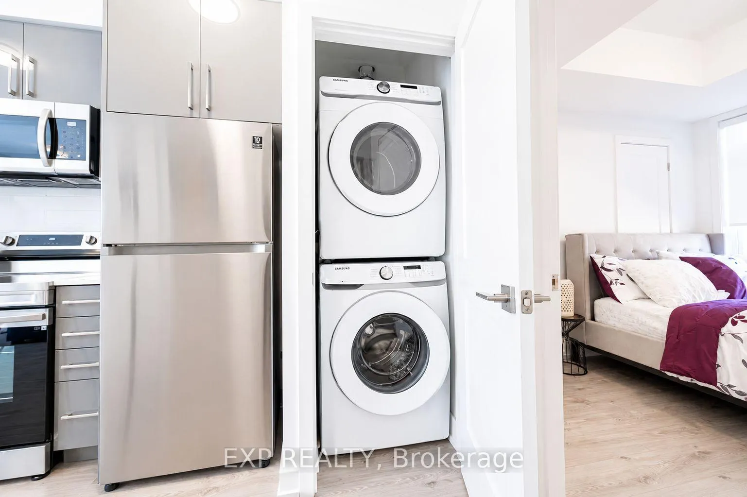 Photo 10 of Unit 206, 6065 Mcleod Road, Niagara Falls, Arad/Fallsview — HOMEH