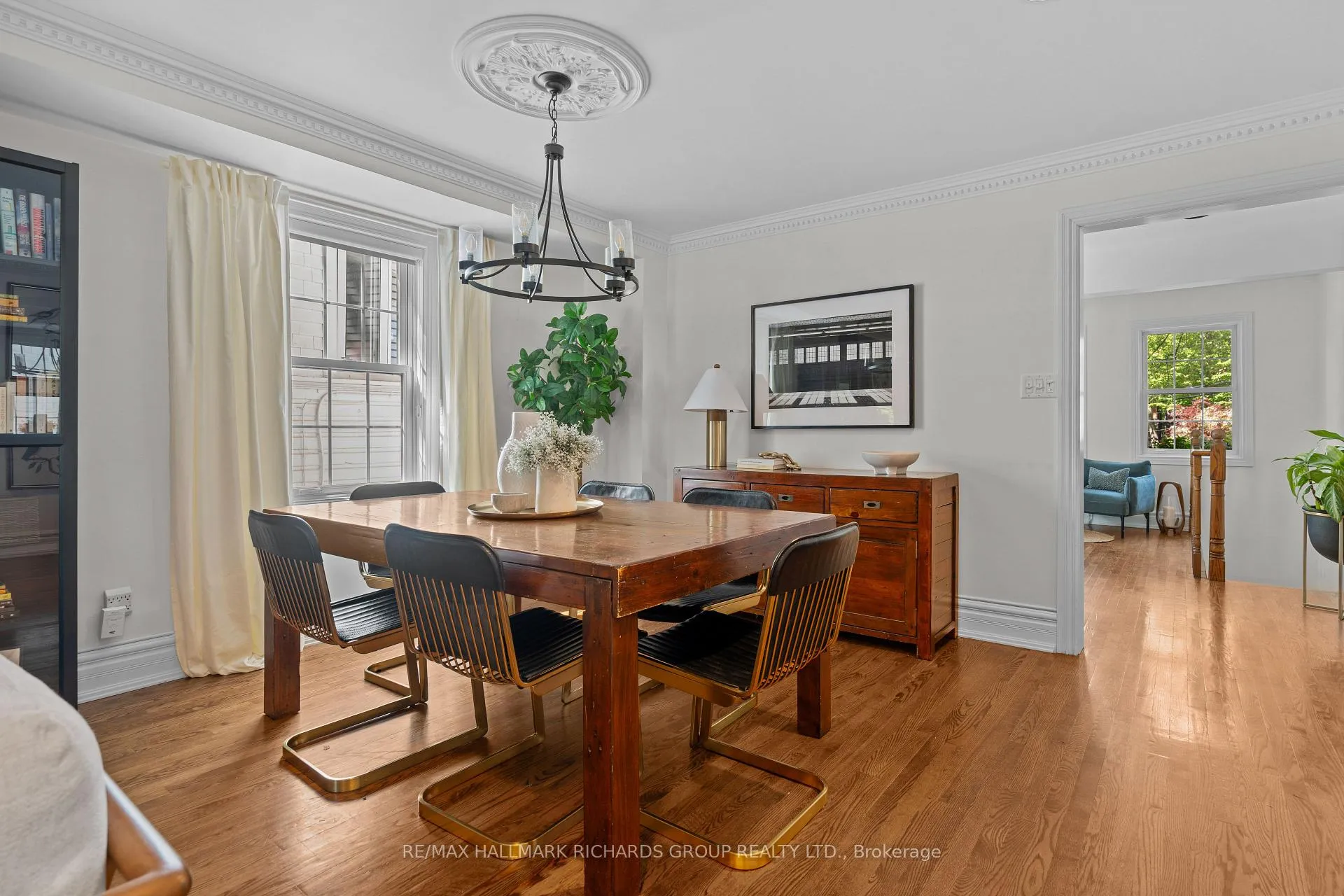 Photo 7 of 180 Willow Avenue, Toronto, The Beaches — HOMEH