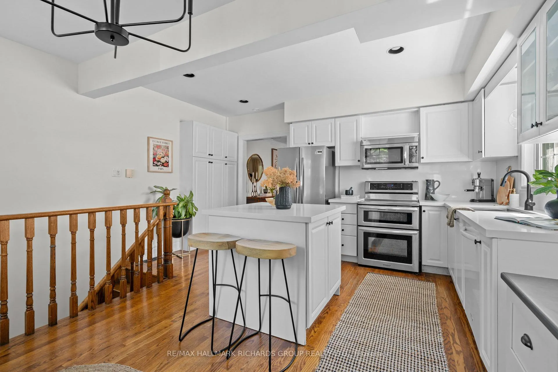 Photo 8 of 180 Willow Avenue, Toronto, The Beaches — HOMEH