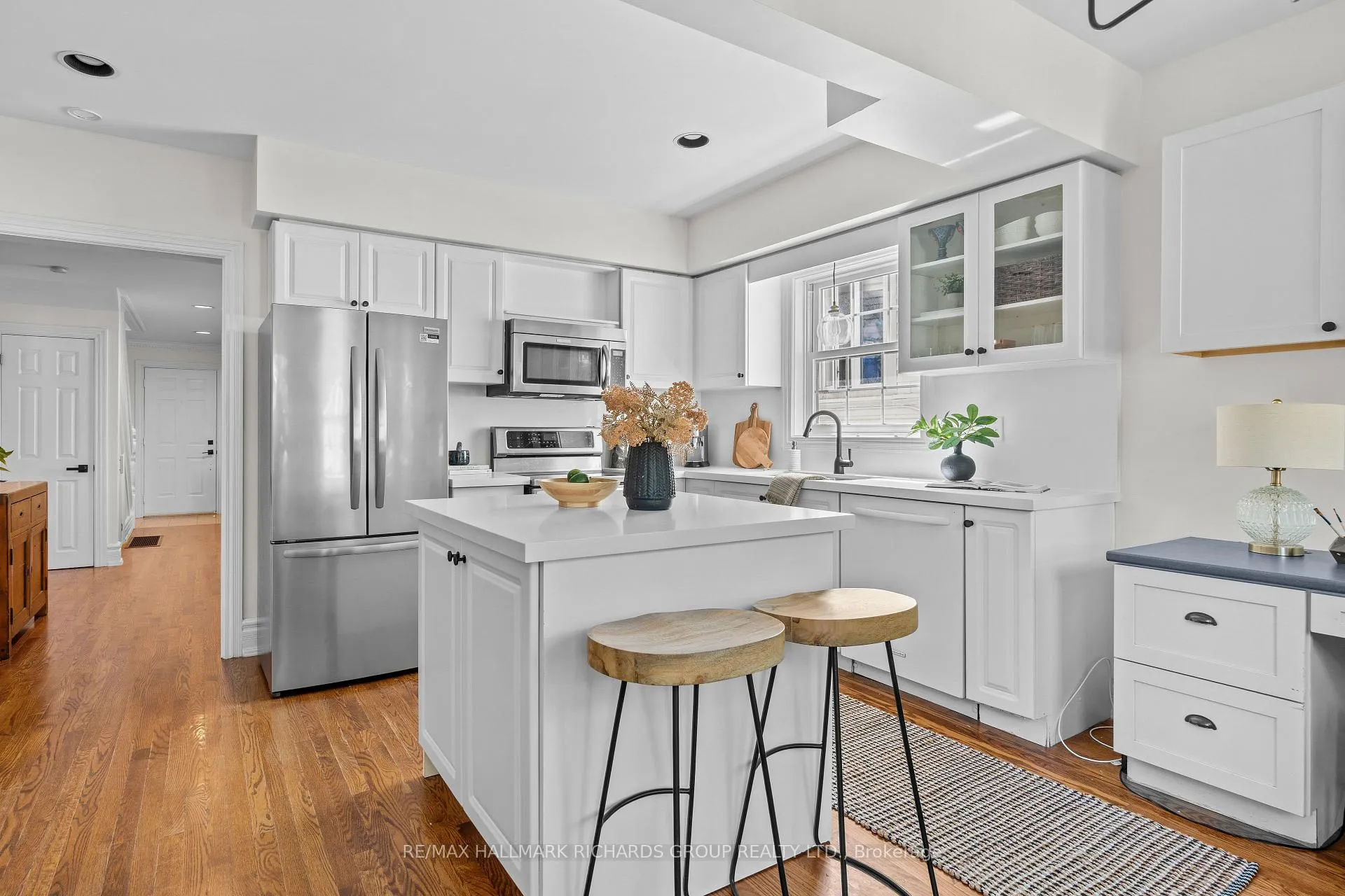 Photo 9 of 180 Willow Avenue, Toronto, The Beaches — HOMEH