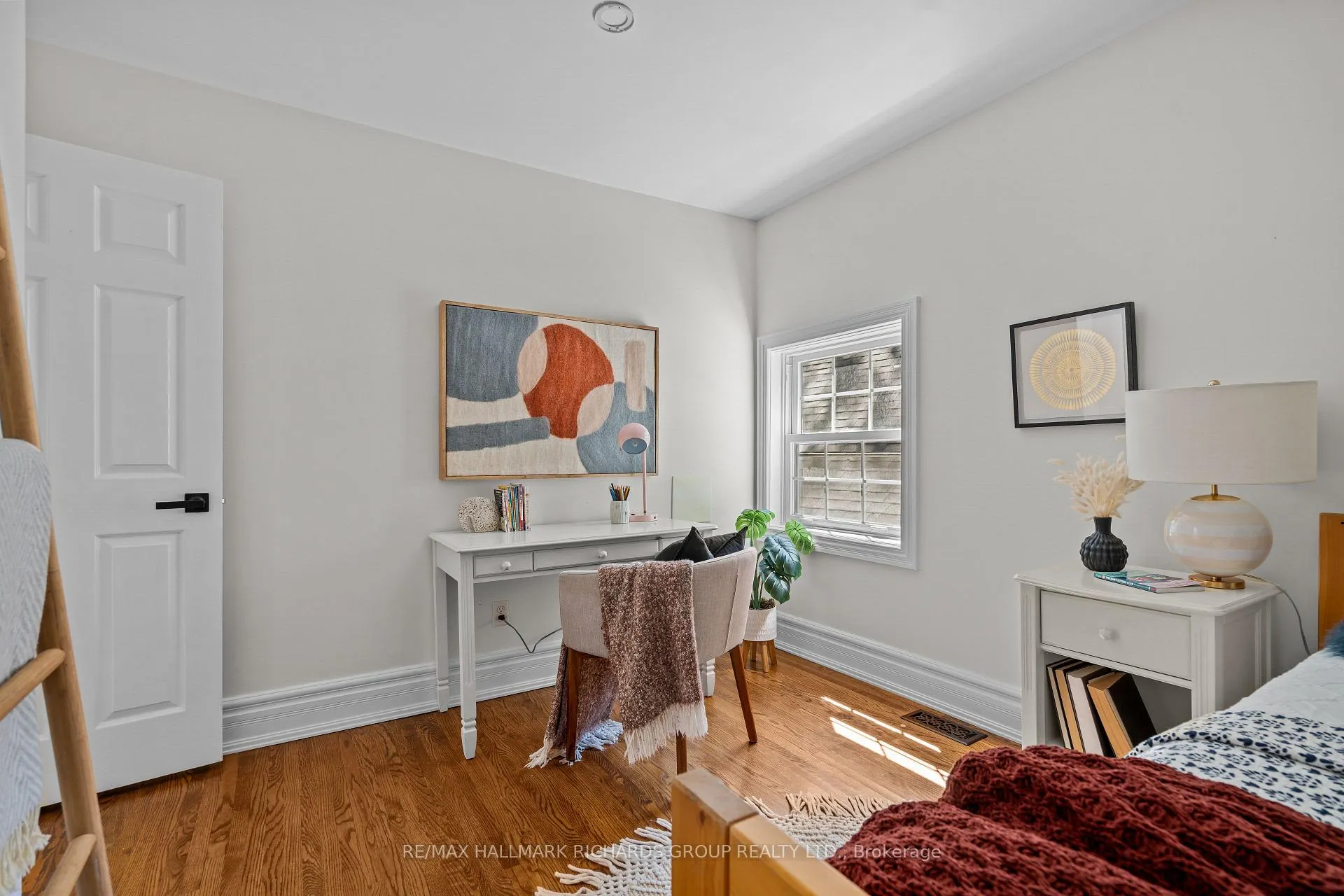 Photo 18 of 180 Willow Avenue, Toronto, The Beaches — HOMEH