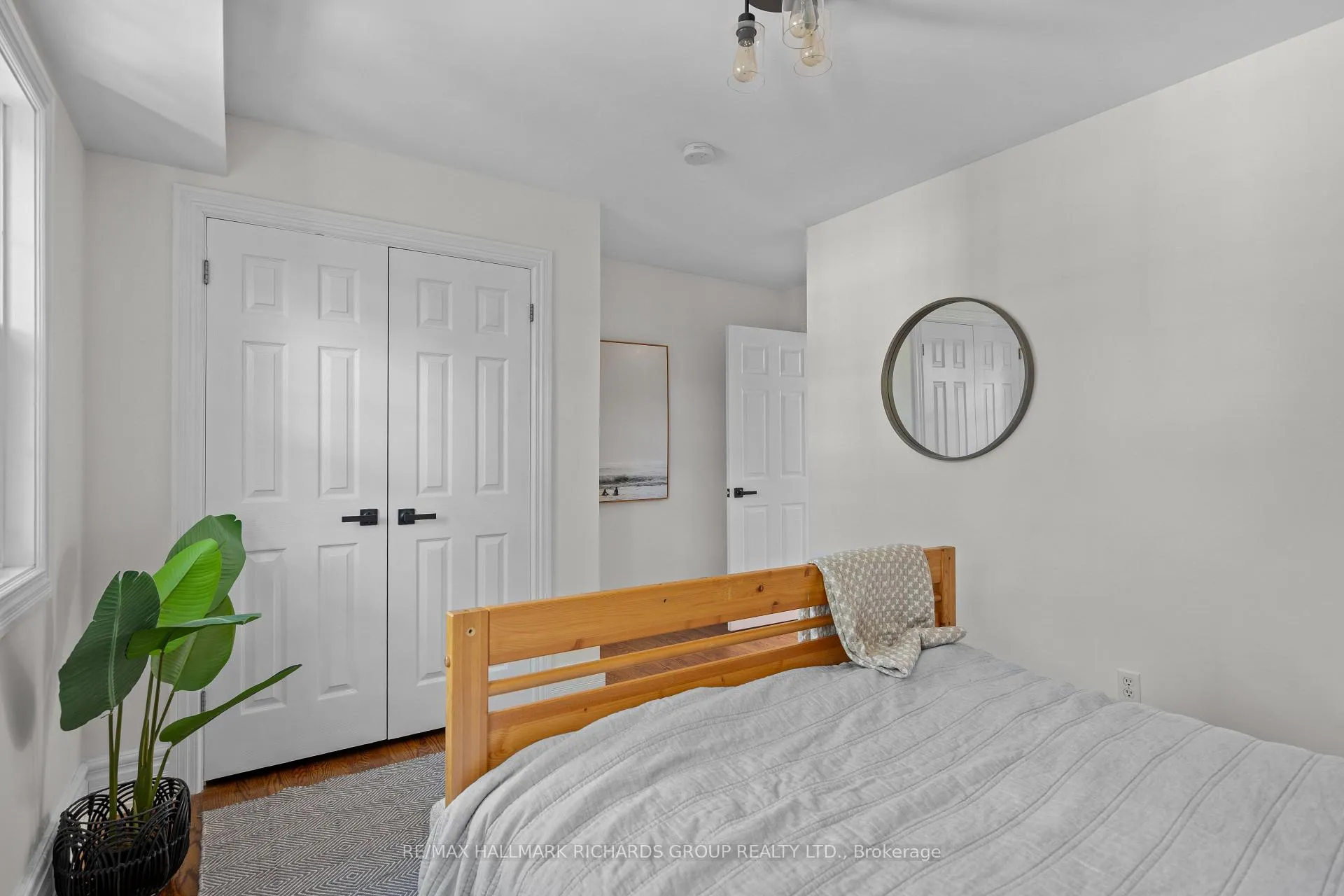 Photo 20 of 180 Willow Avenue, Toronto, The Beaches — HOMEH