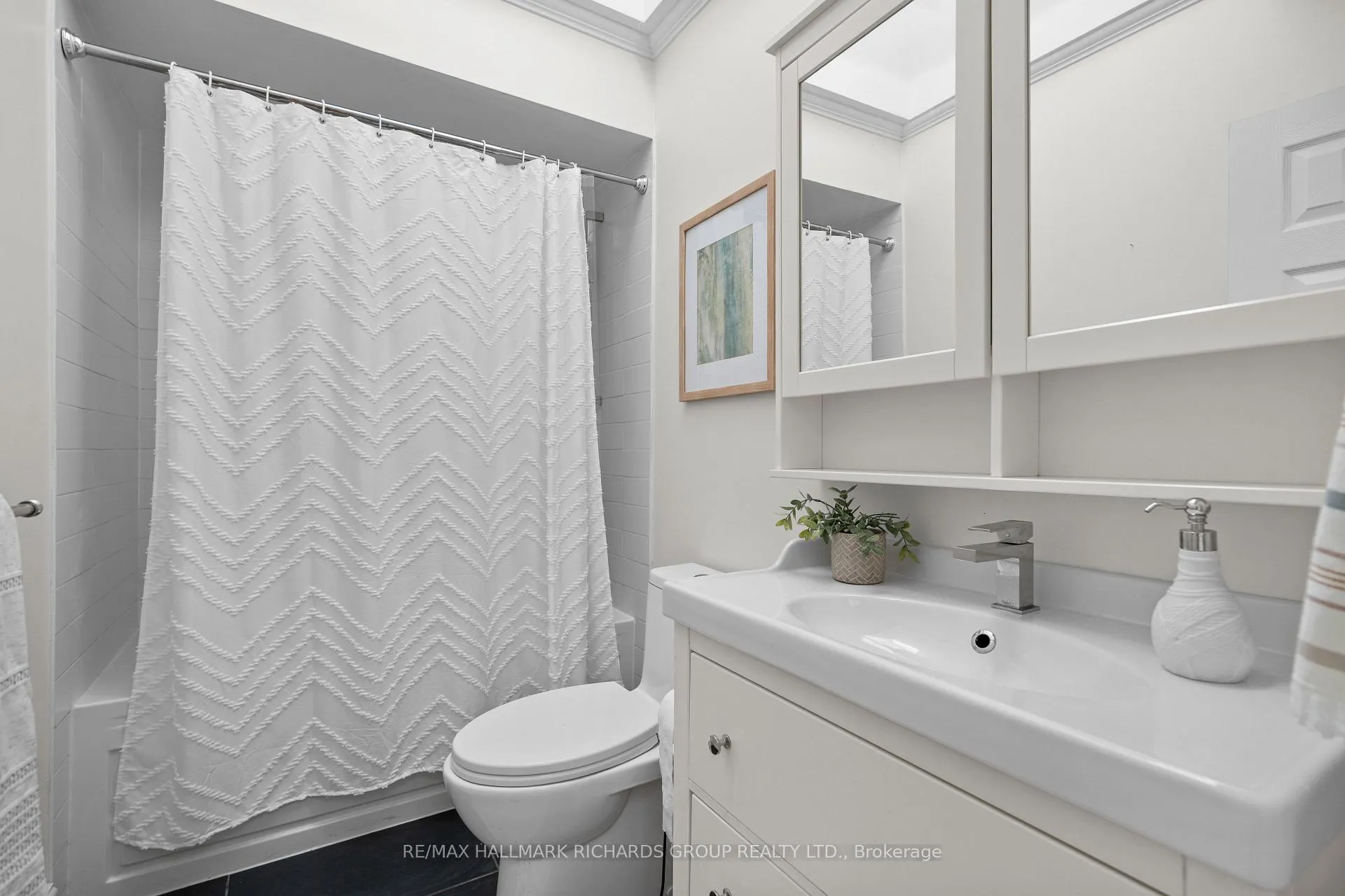 Photo 21 of 180 Willow Avenue, Toronto, The Beaches — HOMEH