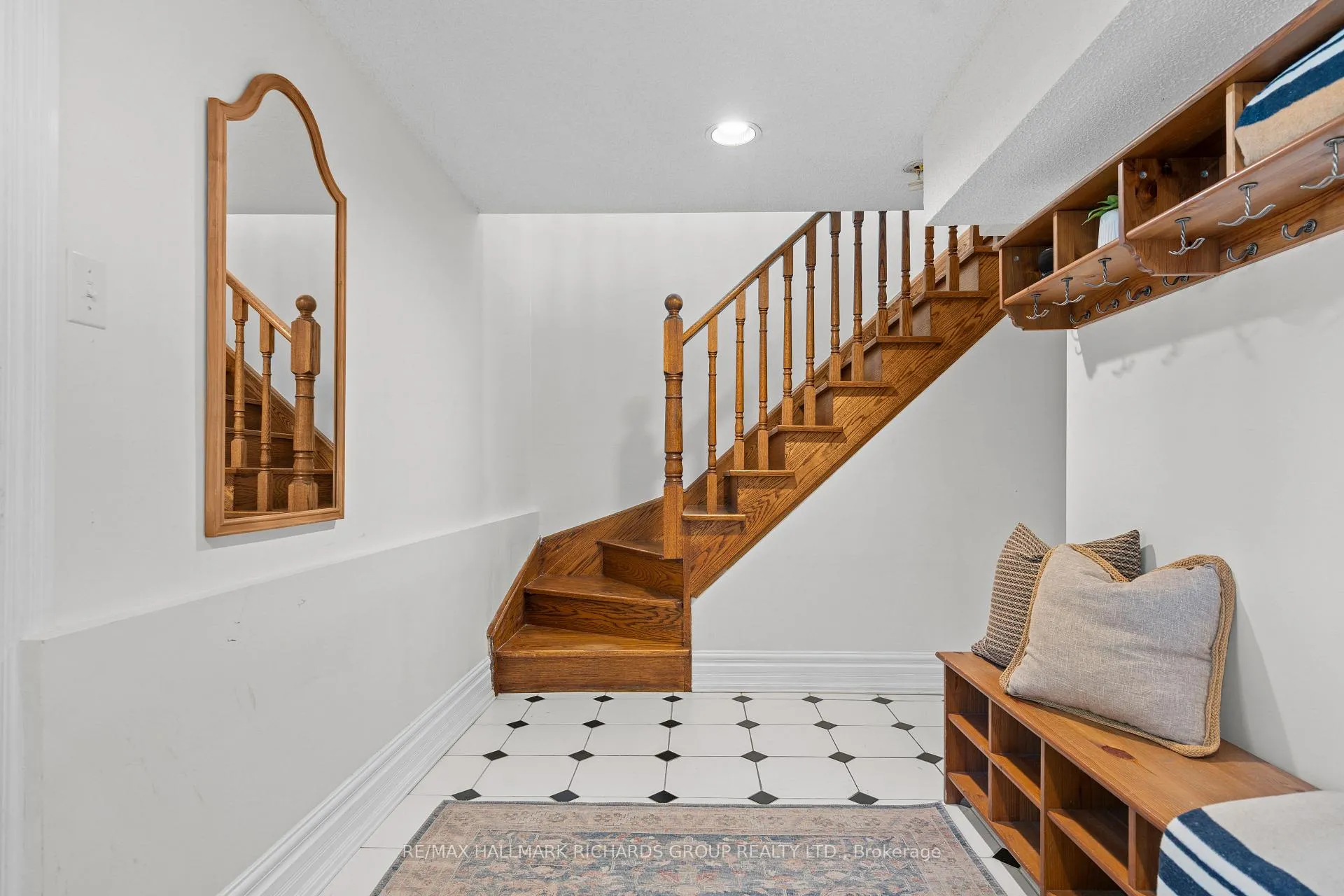 Photo 22 of 180 Willow Avenue, Toronto, The Beaches — HOMEH