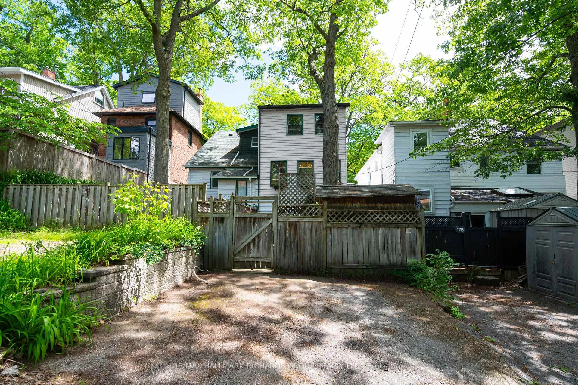 Photo 31 of 180 Willow Avenue, Toronto, The Beaches — HOMEH