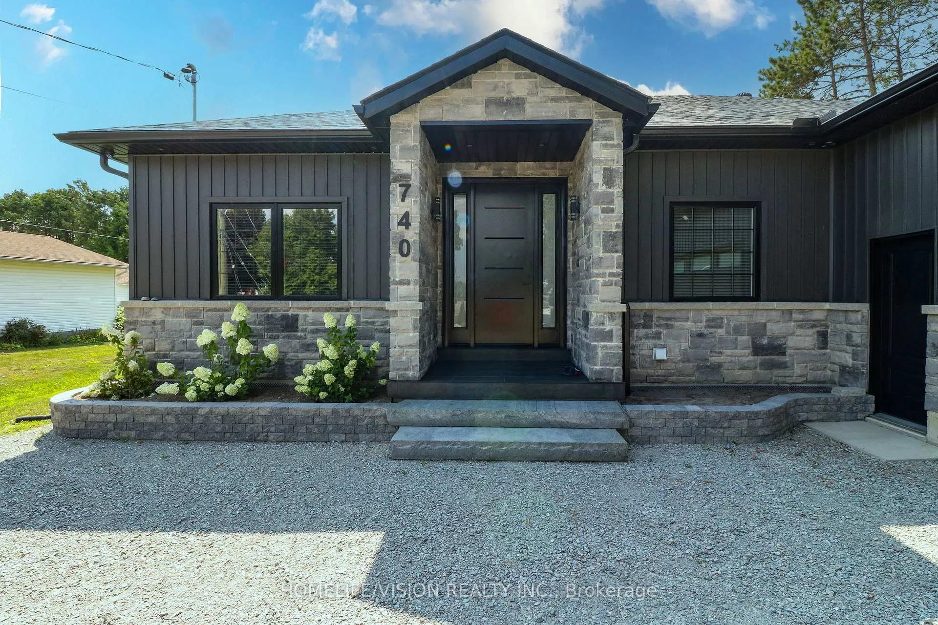 Photo 3 of 740 Midland Avenue, Tay, Port McNicoll — HOMEH