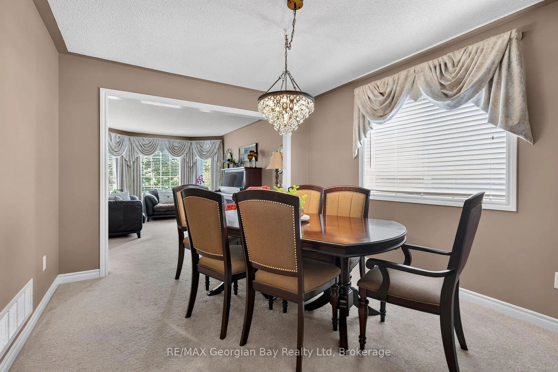 Photo 6 of 400 Keller Drive, Midland — HOMEH