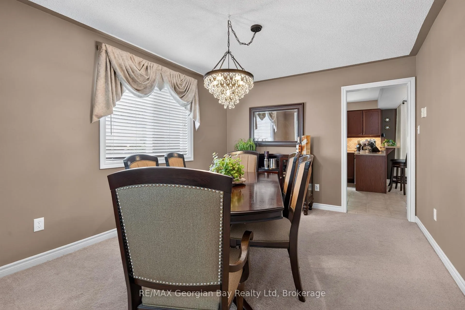 Photo 7 of 400 Keller Drive, Midland — HOMEH