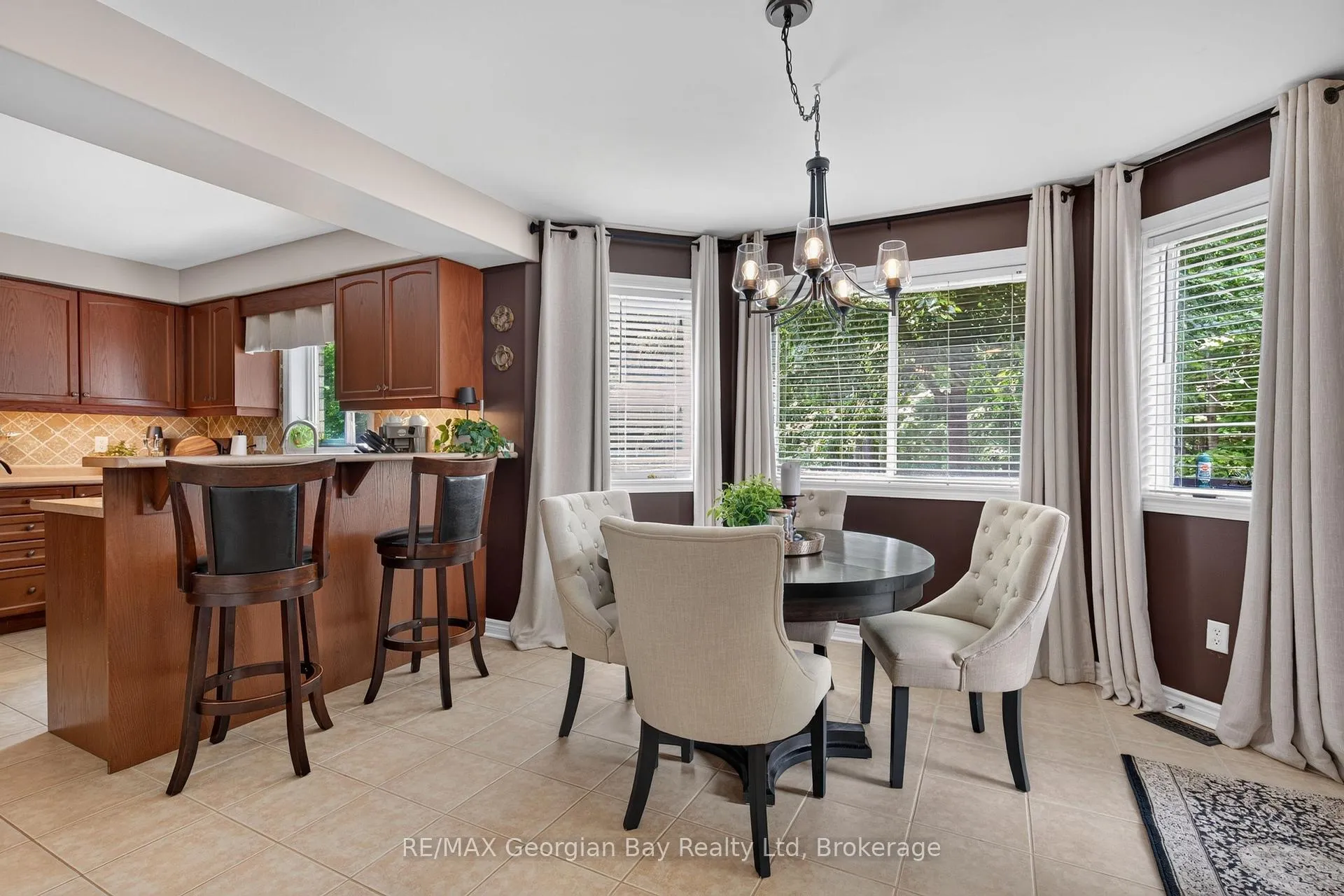 Photo 12 of 400 Keller Drive, Midland — HOMEH