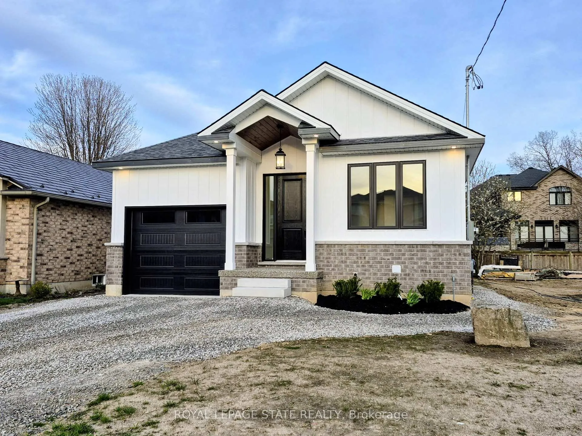 Photo 3 of Unit Main, 115 Chesley Street, Hamilton, Gourley — HOMEH