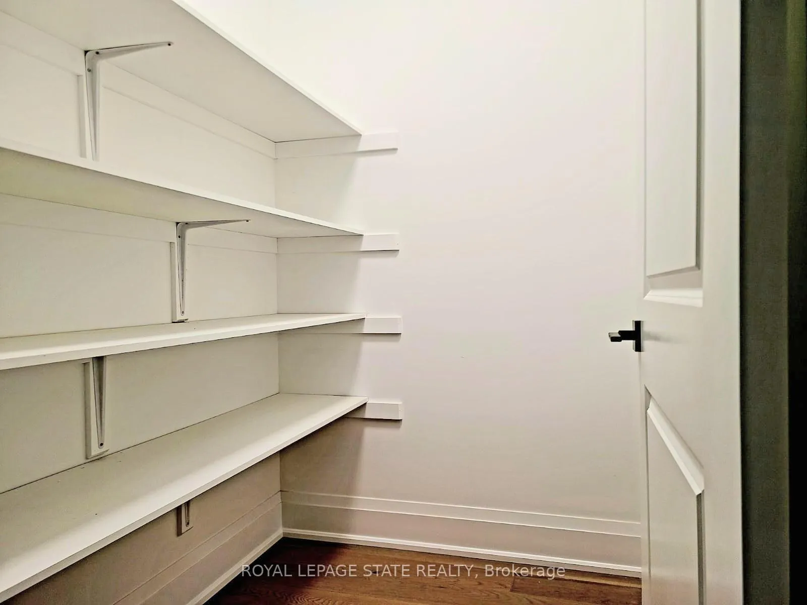 Photo 7 of Unit Main, 115 Chesley Street, Hamilton, Gourley — HOMEH