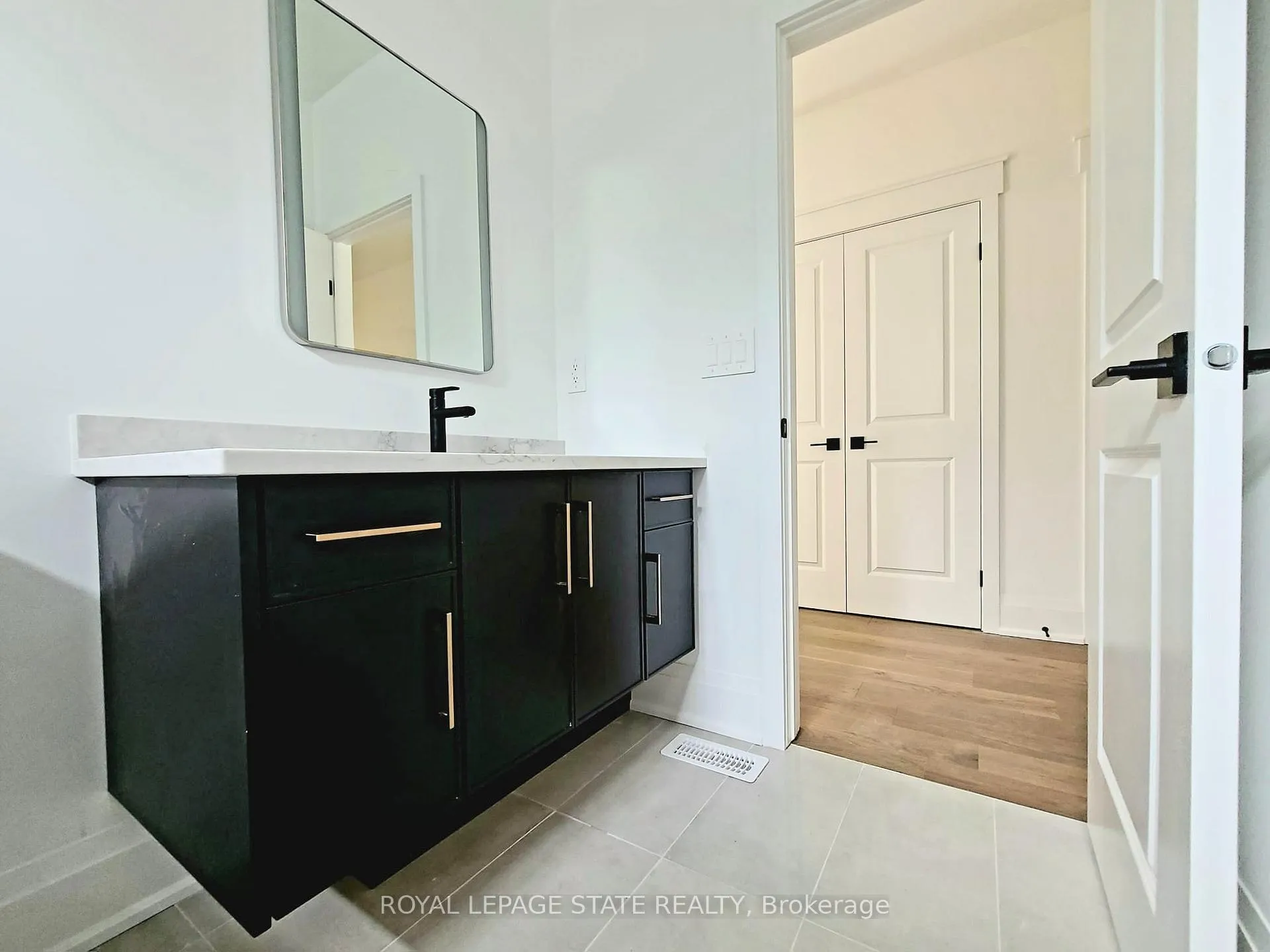 Photo 12 of Unit Main, 115 Chesley Street, Hamilton, Gourley — HOMEH