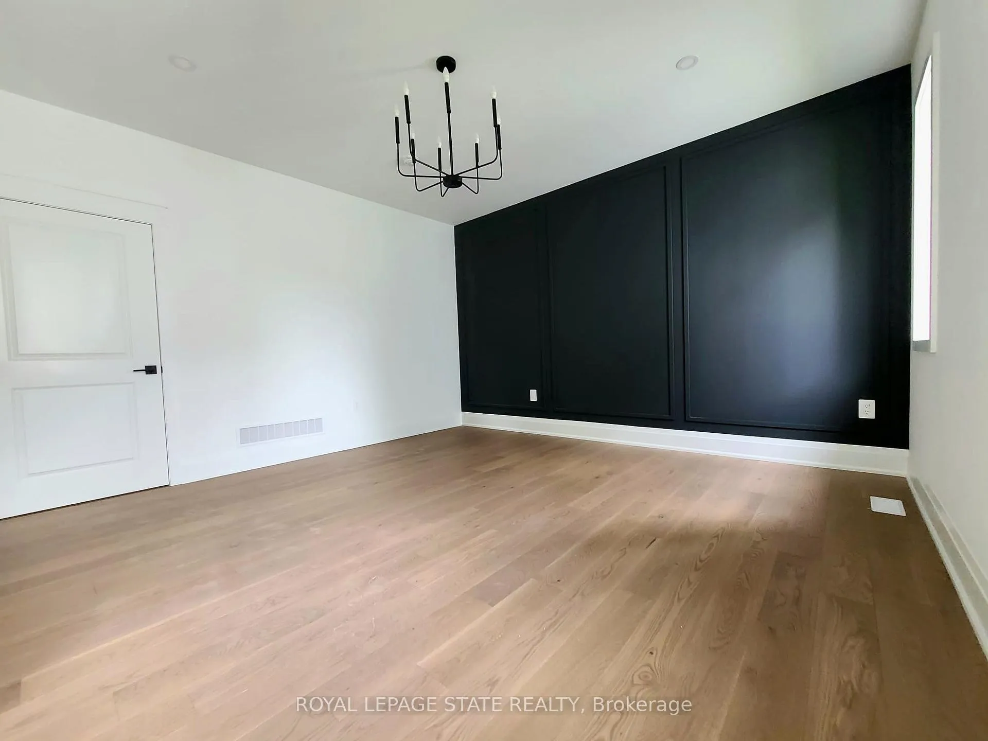 Photo 14 of Unit Main, 115 Chesley Street, Hamilton, Gourley — HOMEH