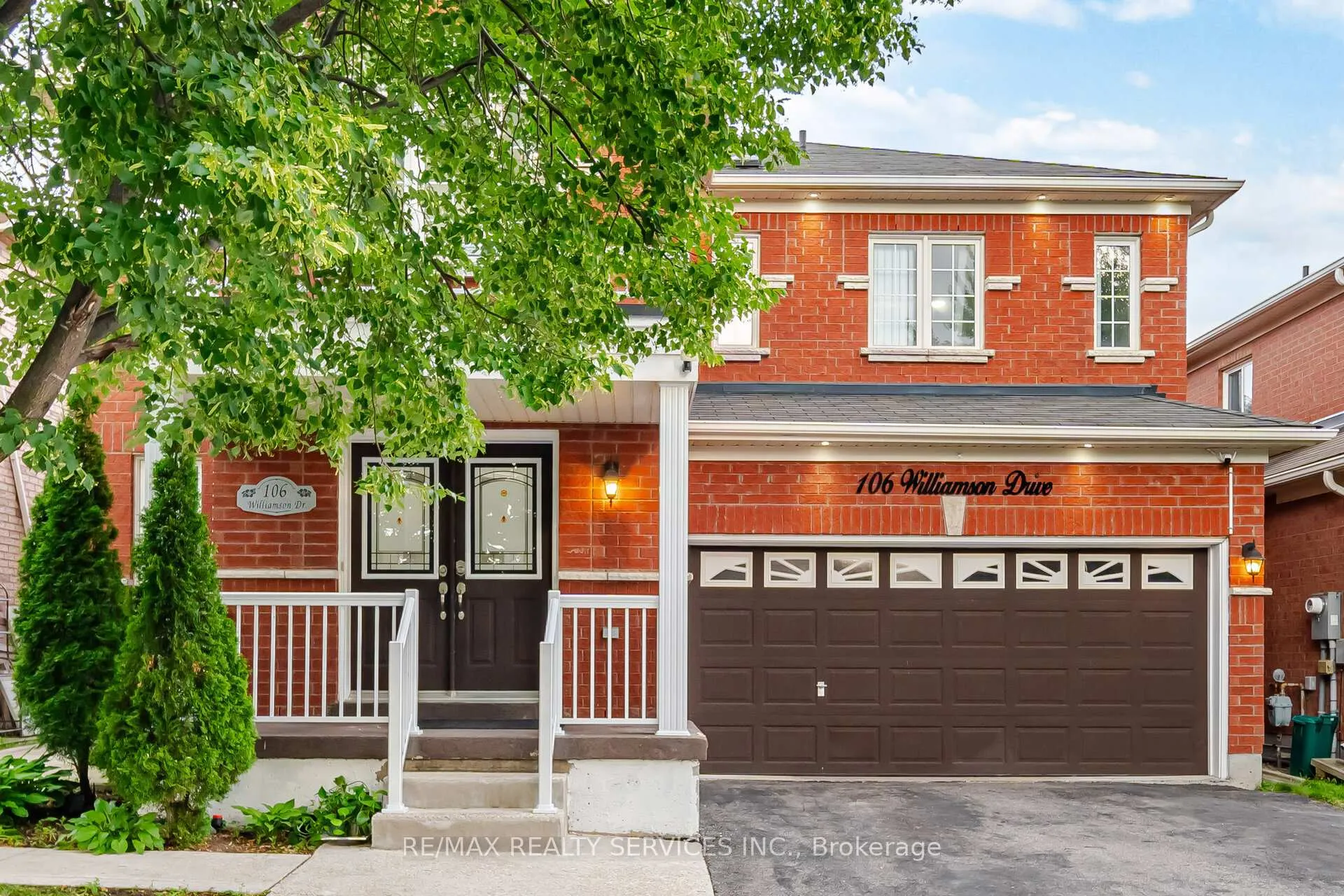 Photo 2 of 106 Williamson Drive, Brampton, Fletcher's Meadow — HOMEH