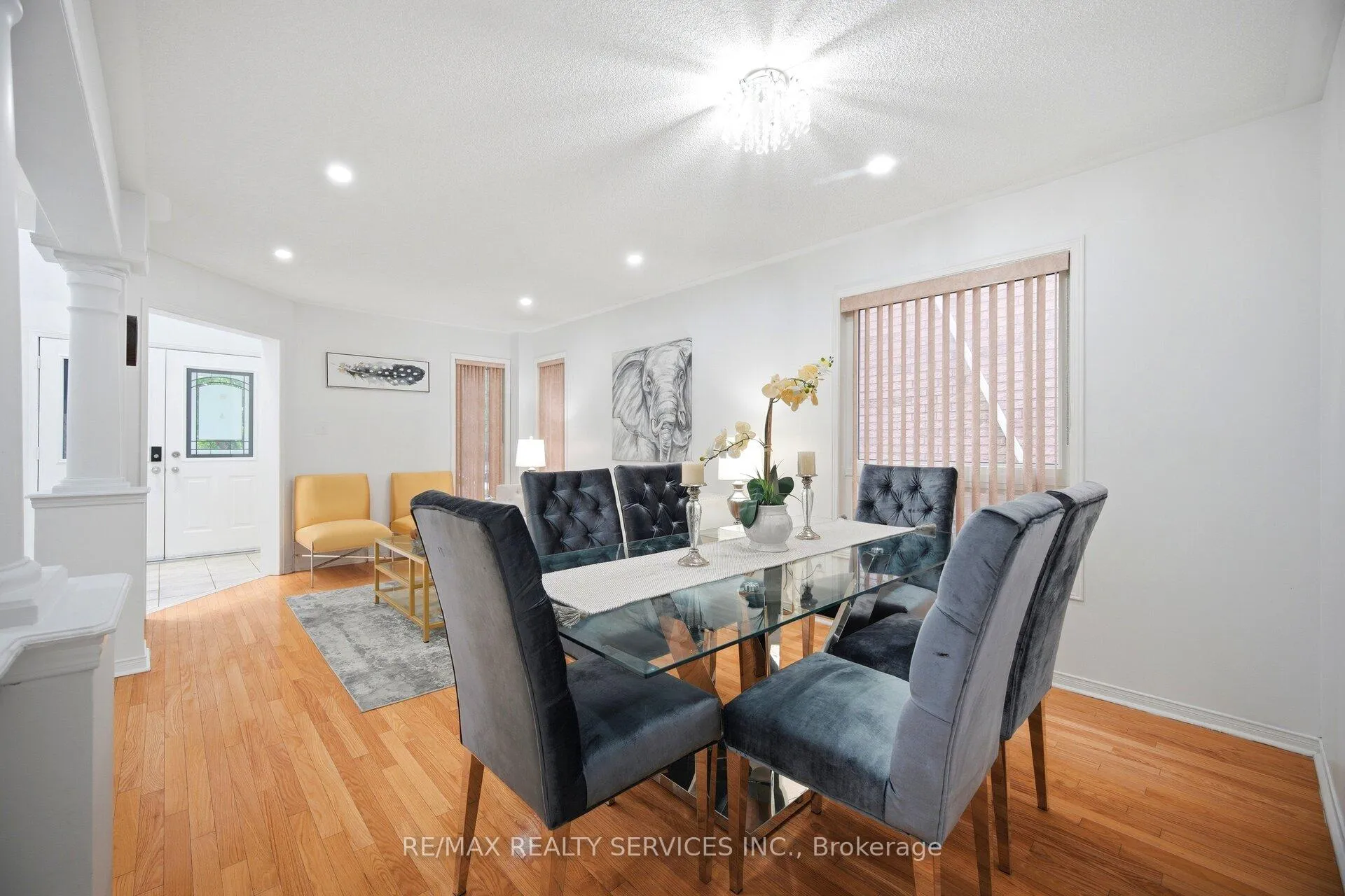 Photo 9 of 106 Williamson Drive, Brampton, Fletcher's Meadow — HOMEH