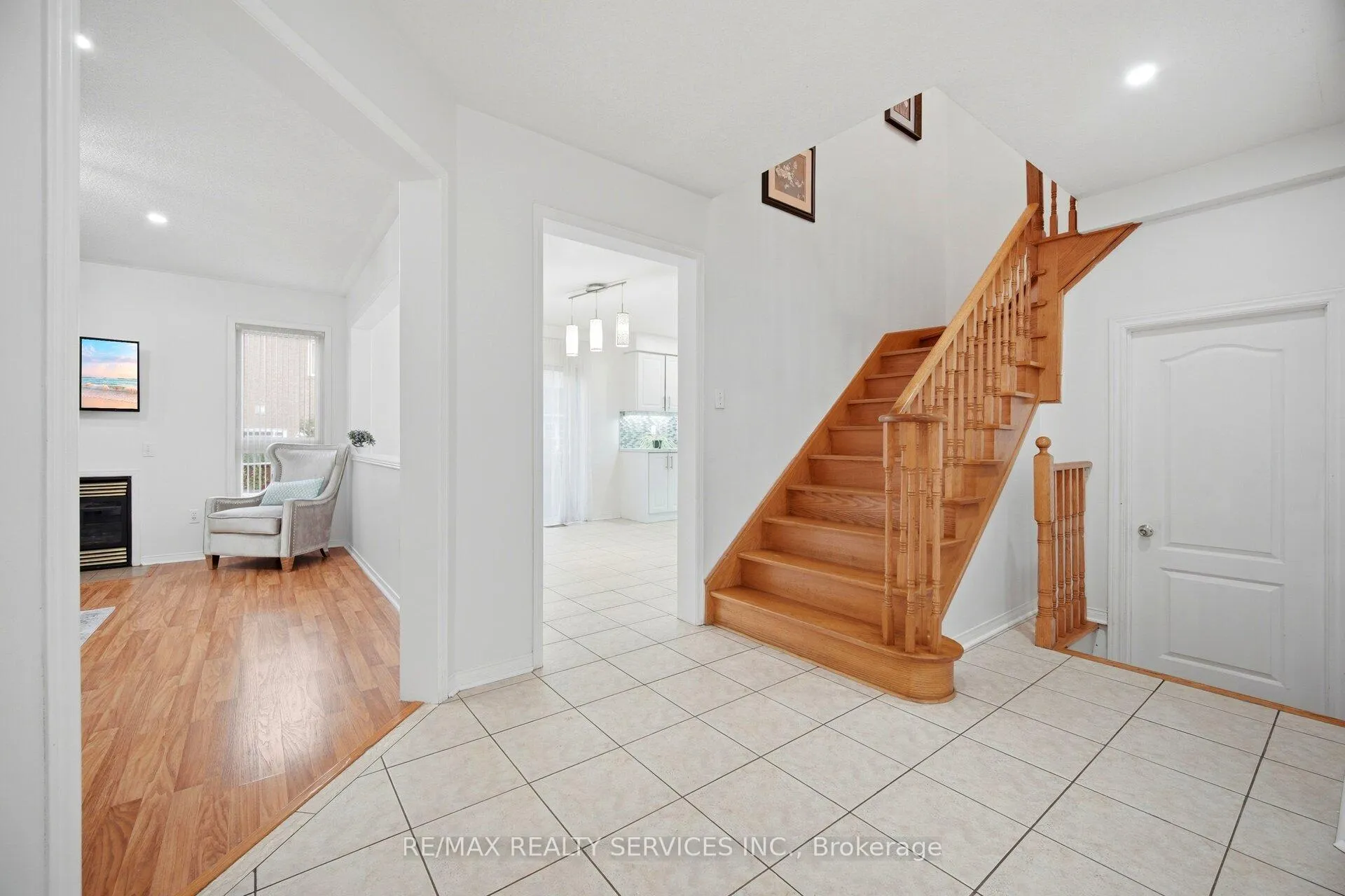 Photo 24 of 106 Williamson Drive, Brampton, Fletcher's Meadow — HOMEH