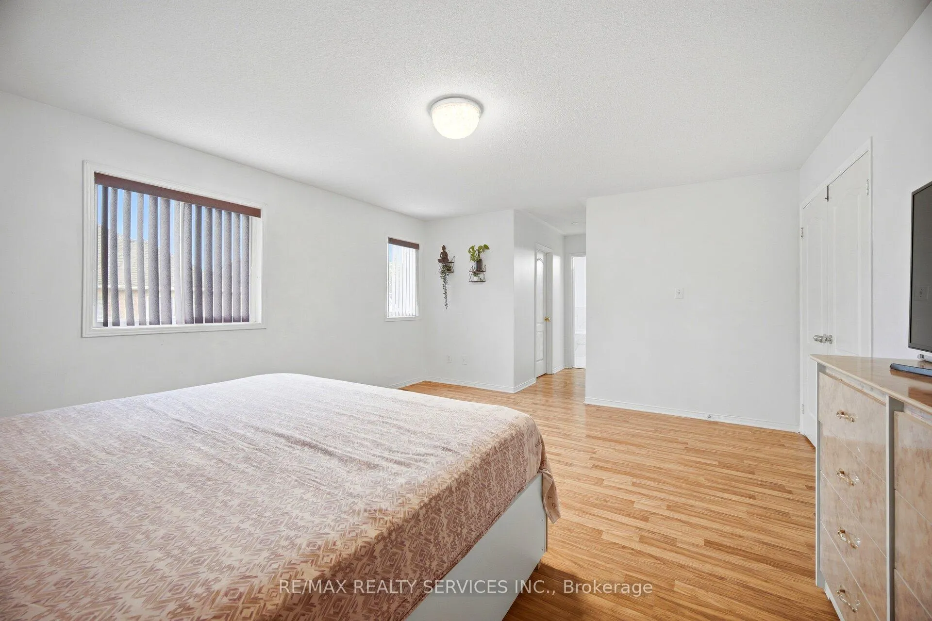 Photo 28 of 106 Williamson Drive, Brampton, Fletcher's Meadow — HOMEH