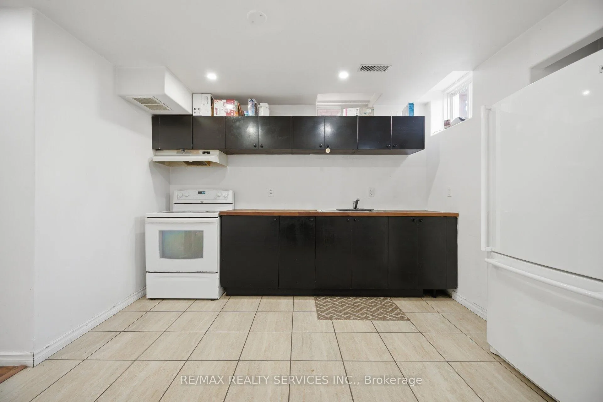 Photo 40 of 106 Williamson Drive, Brampton, Fletcher's Meadow — HOMEH